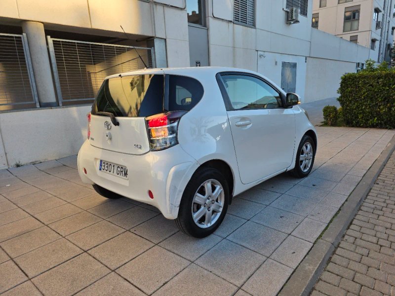 Toyota IQ