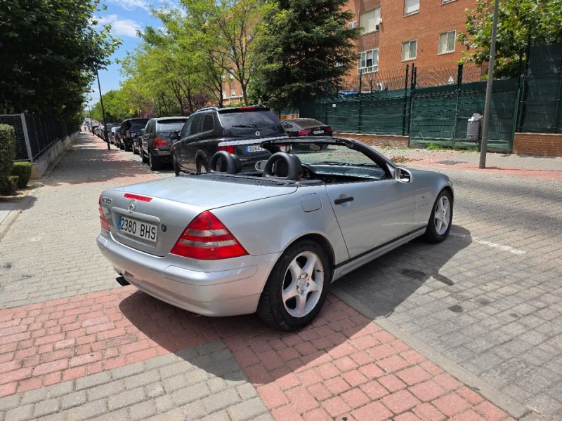 Mercedes-Benz SLK
