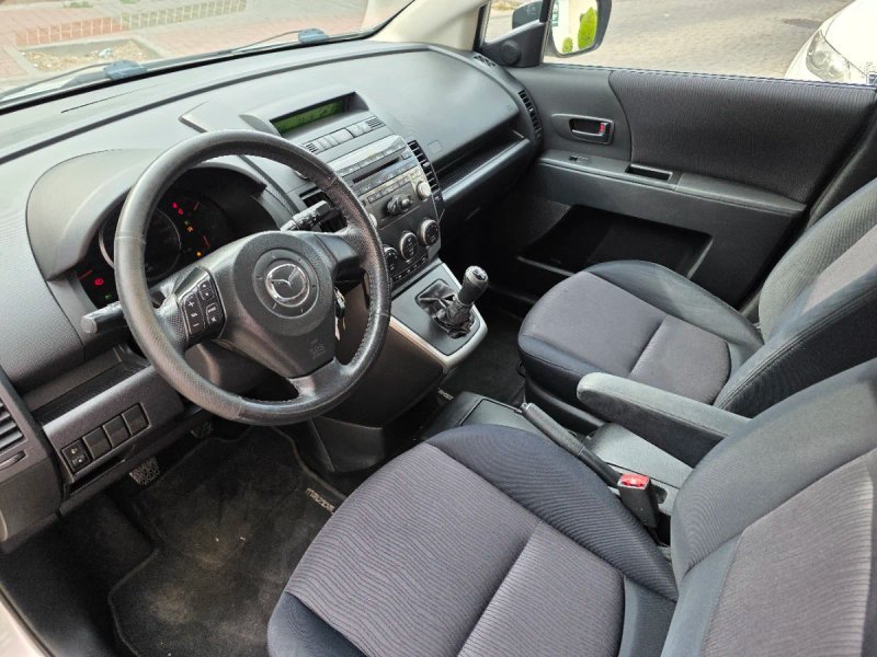 Mazda 5