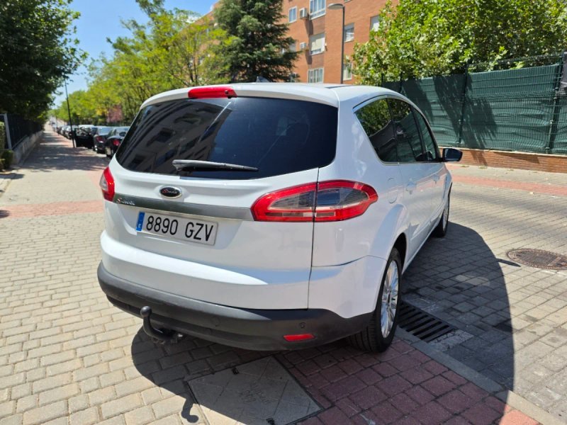 FORD S Max