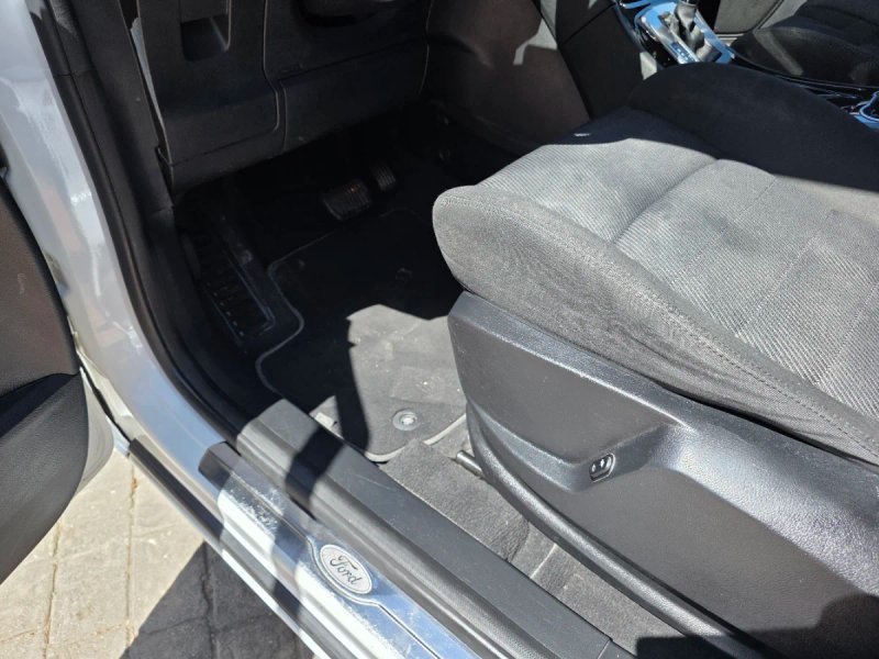 FORD S Max