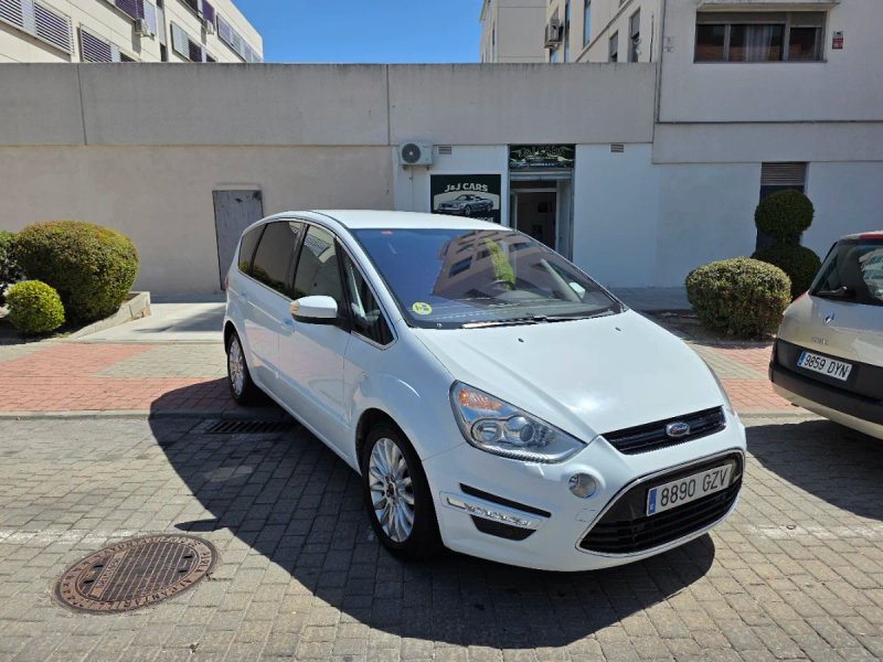 FORD S Max