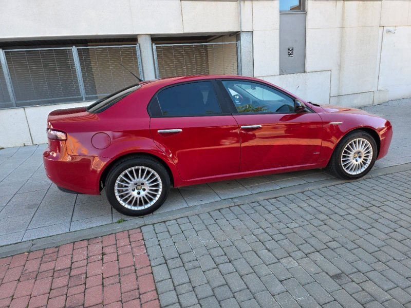 Alfa Romeo 159